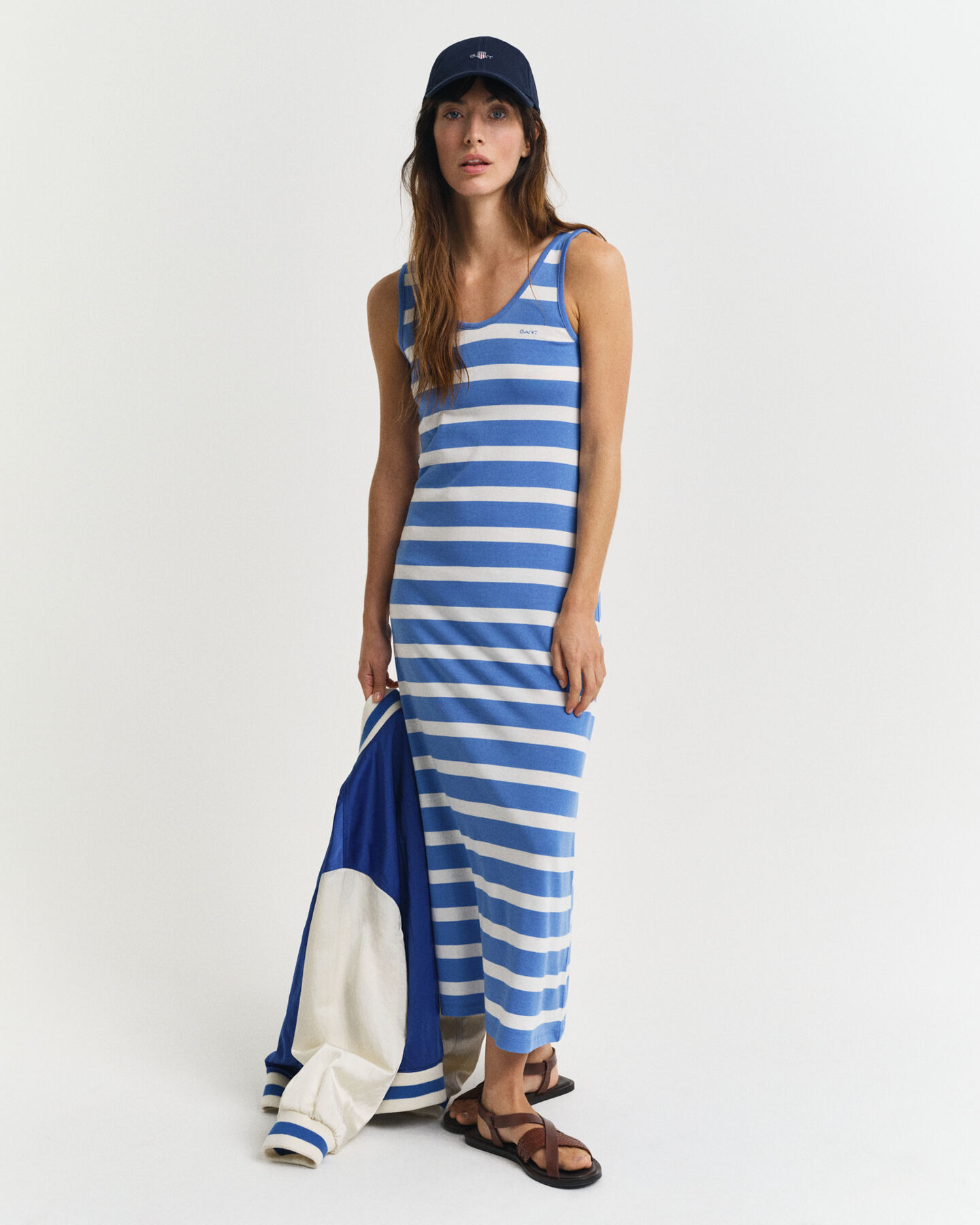 Abito midi in jersey a righe modello a canotta