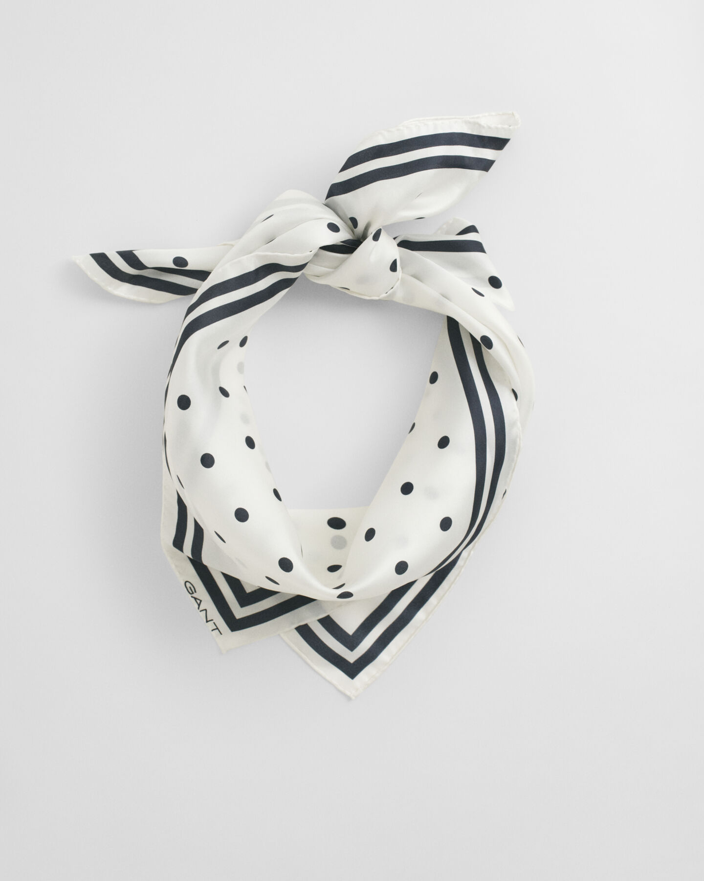 Foulard di seta con stampa a pois