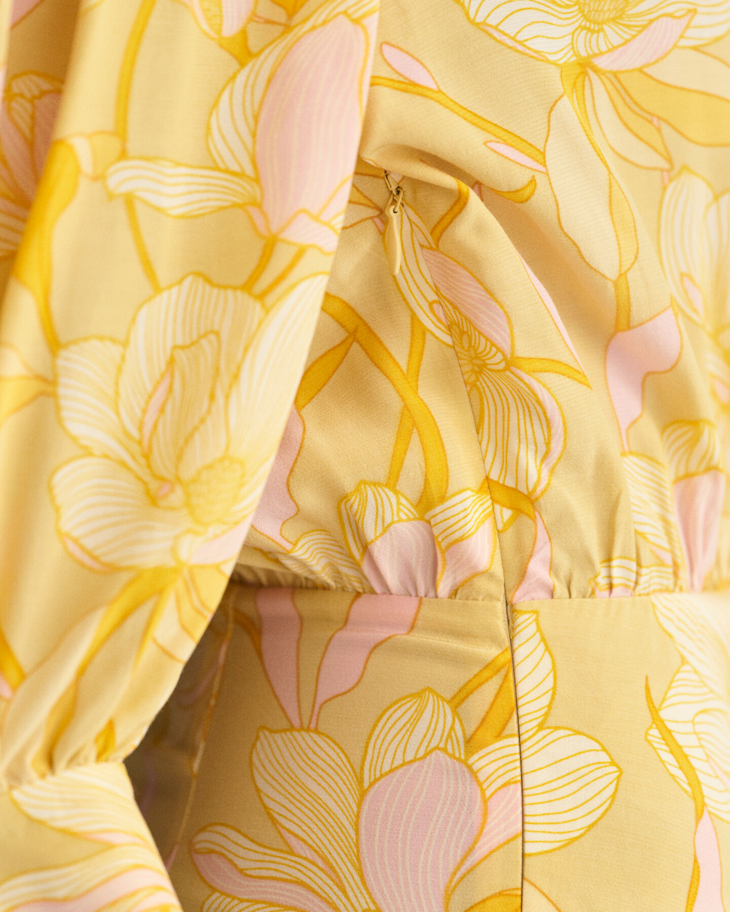 Abito a portafoglio Magnolia Print regular fit