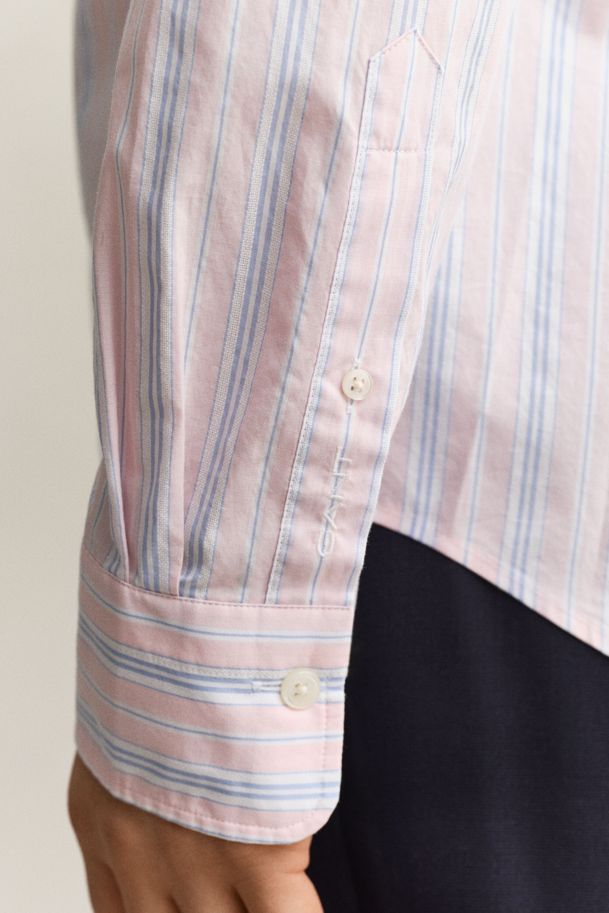 Camicia a righe in tessuto a spina di pesce regular fit