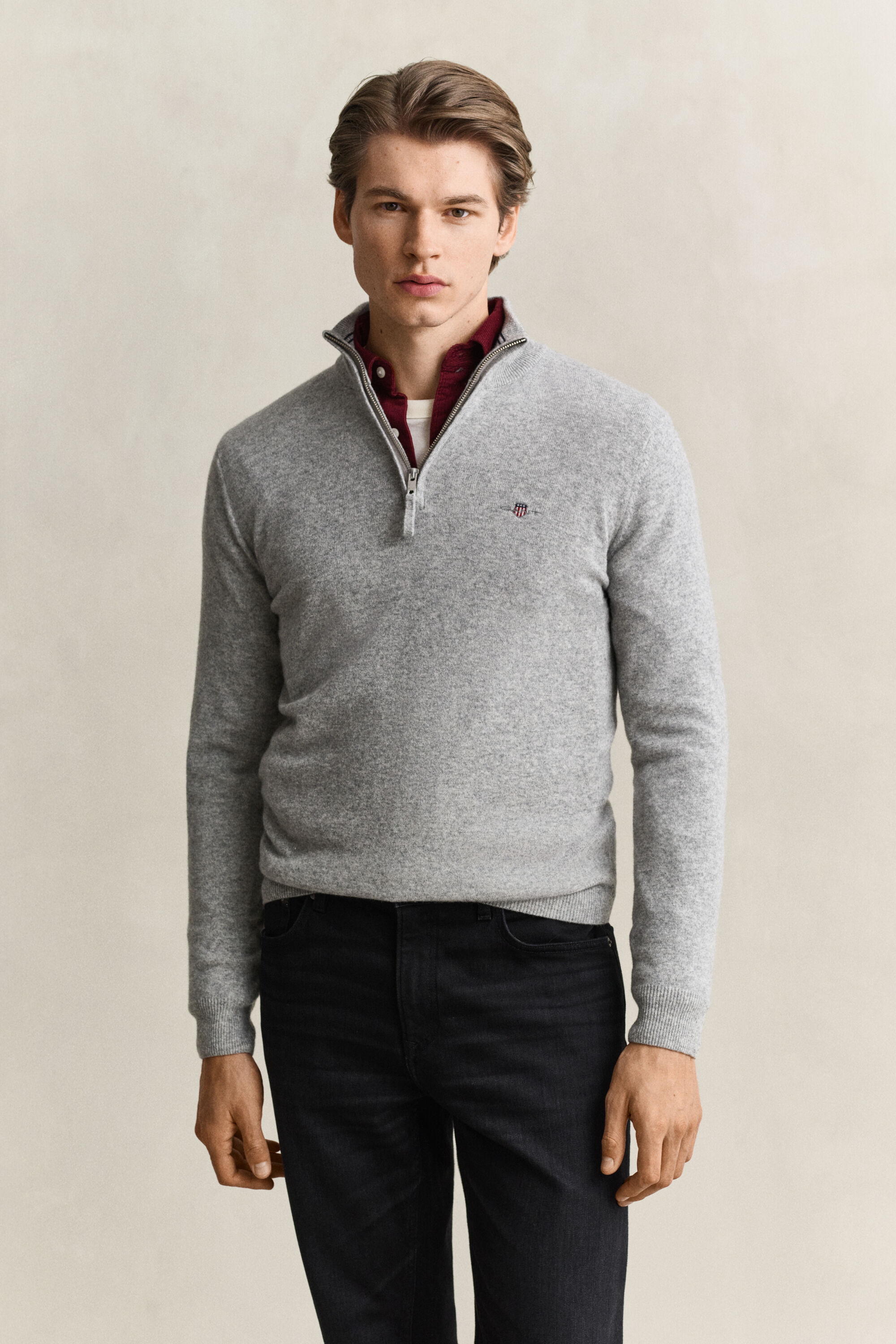Maglia in lana d’agnello con zip corta
