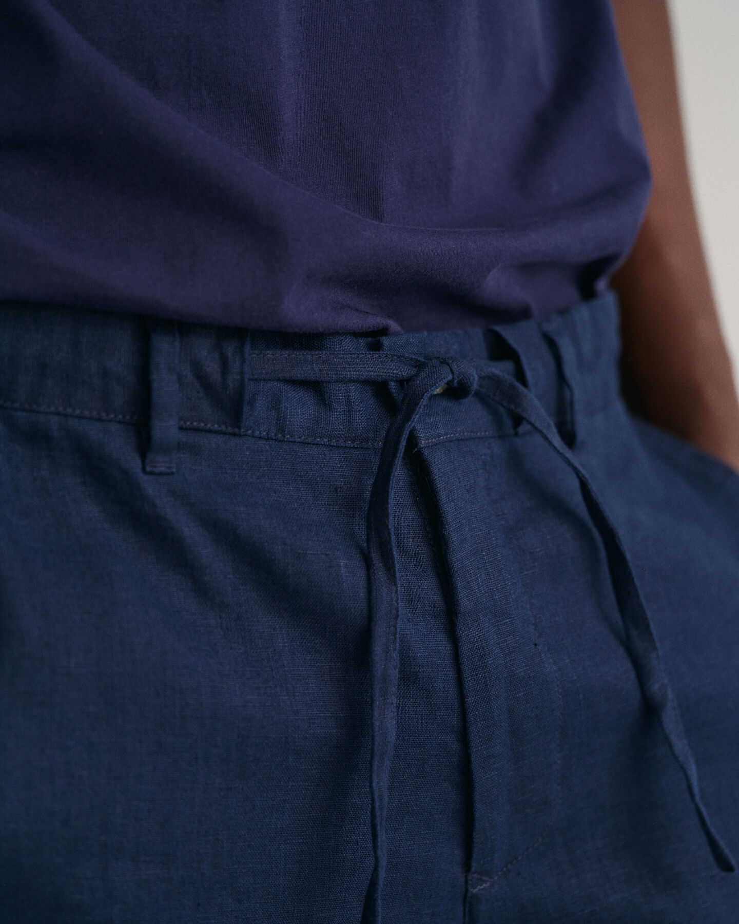 Pantaloni con coulisse in lino relaxed fit