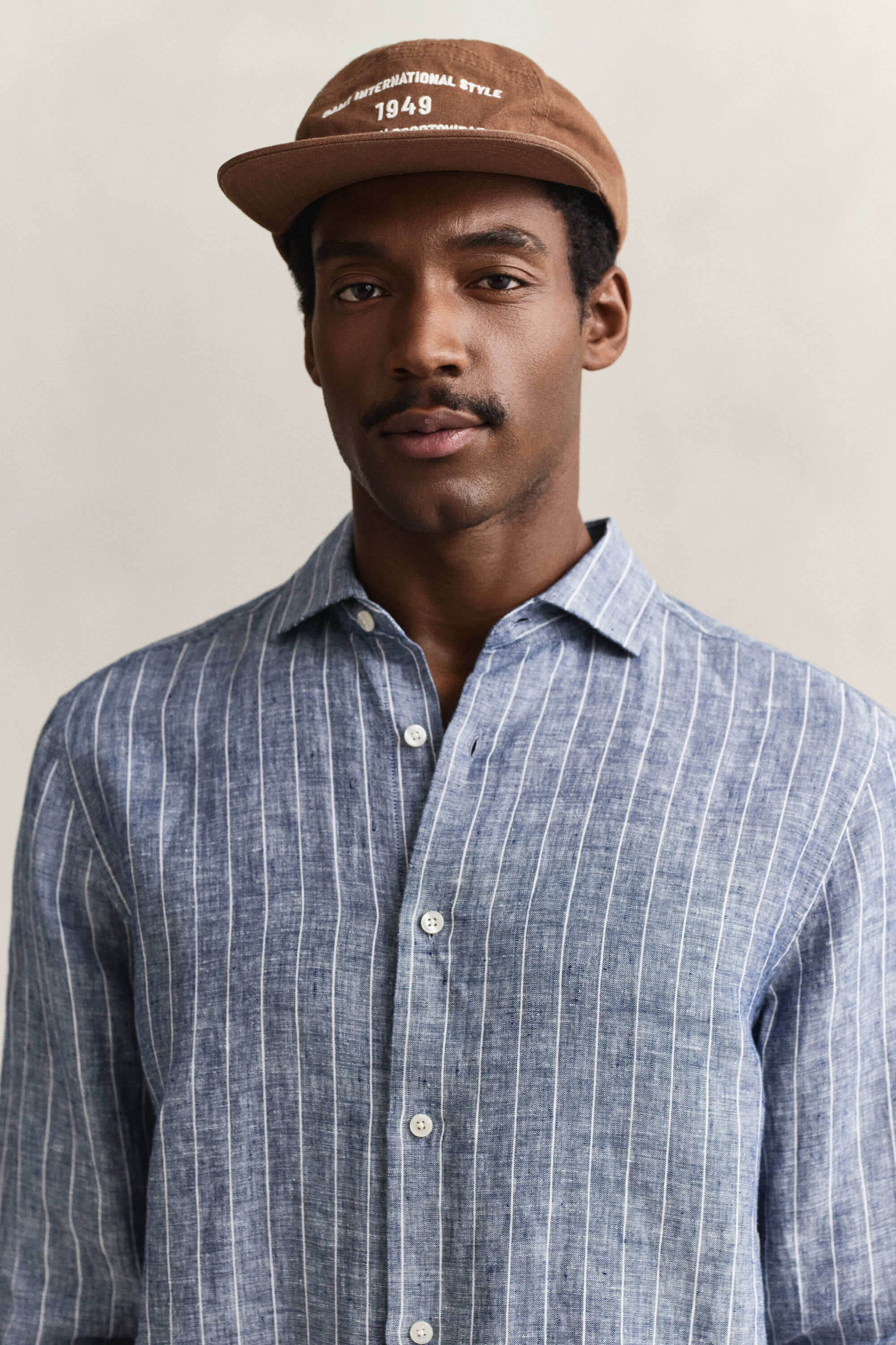 Camicia a righe in lino