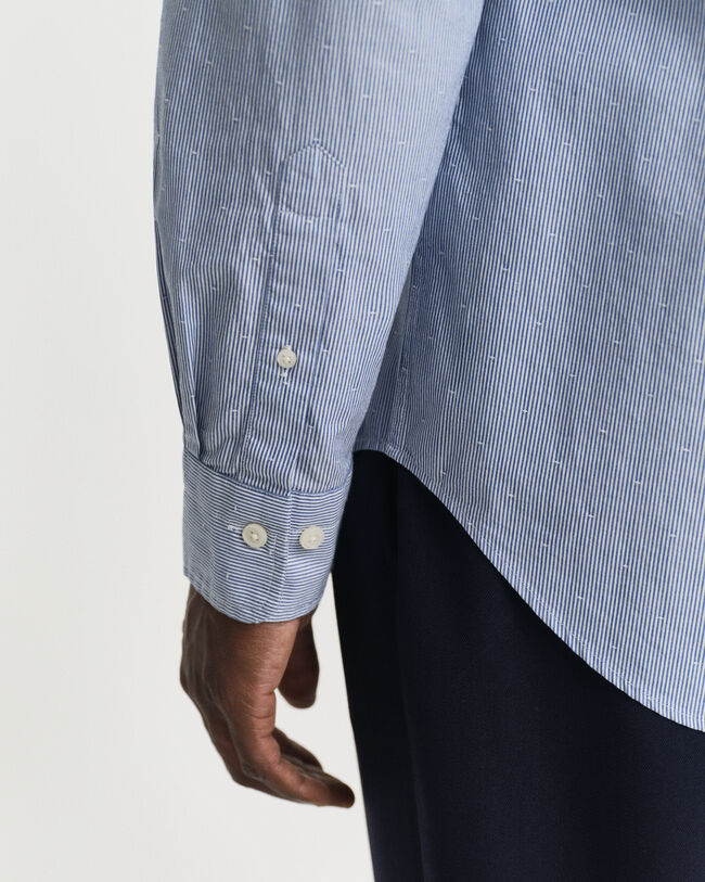 Camicia a pois in dobby a righe regular fit