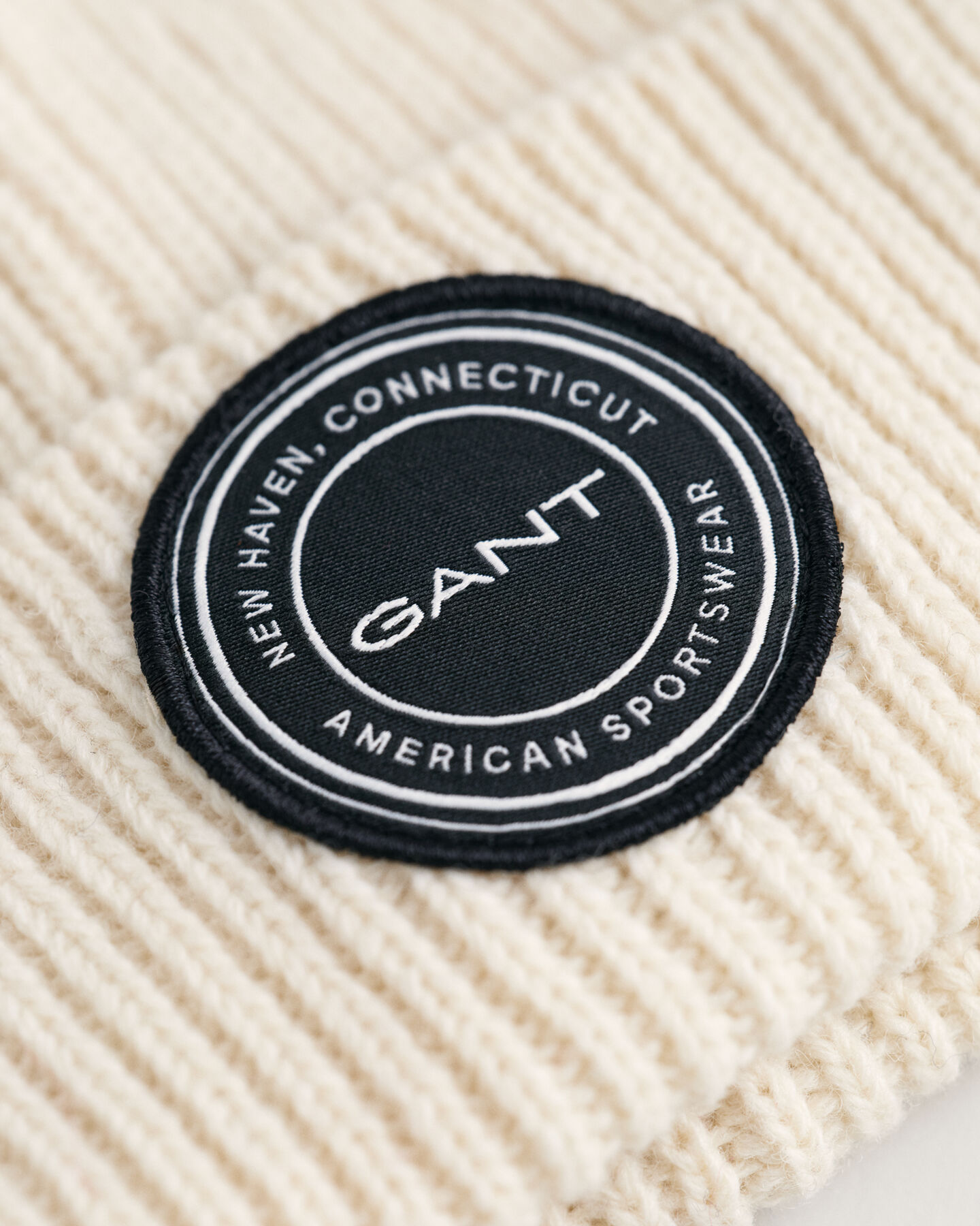 Berretto in lana lavorato a maglia