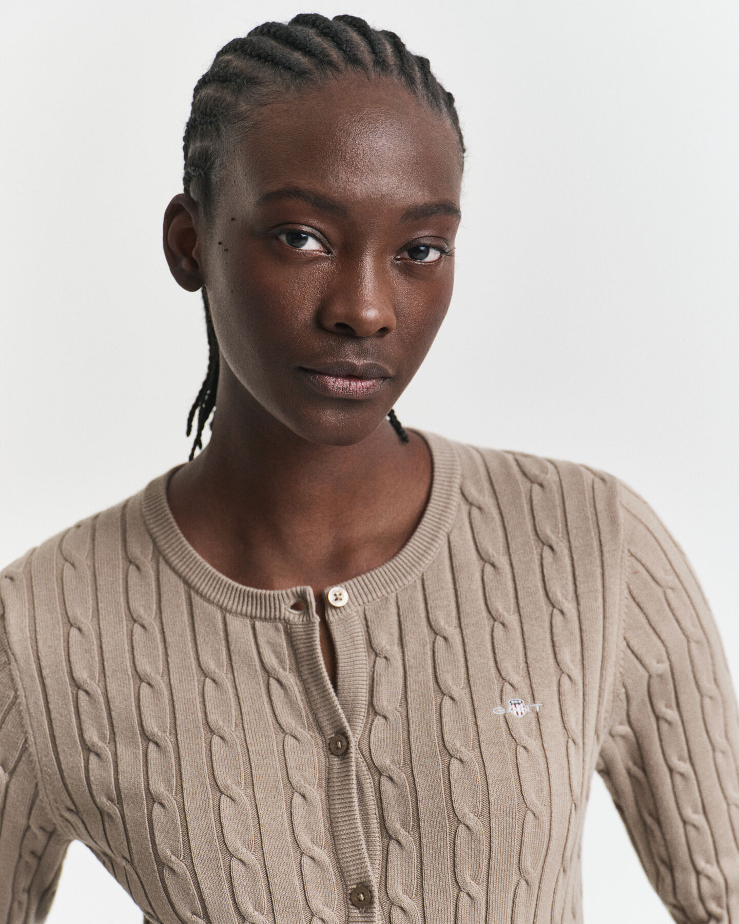 Cardigan in maglia di cotone elasticizzato a trecce